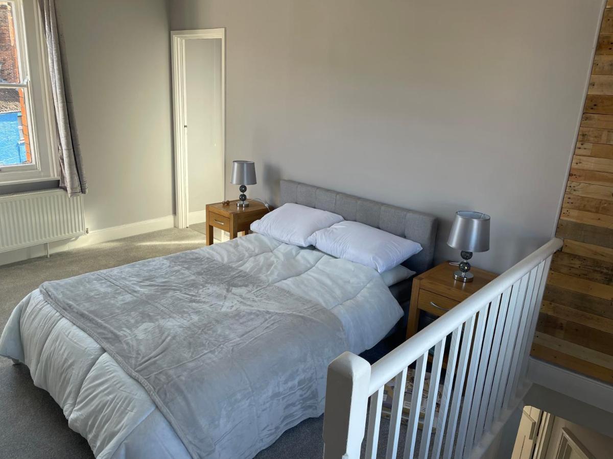 Brady'S Glastonbury Beautiful Pad Great Location! 外观 照片