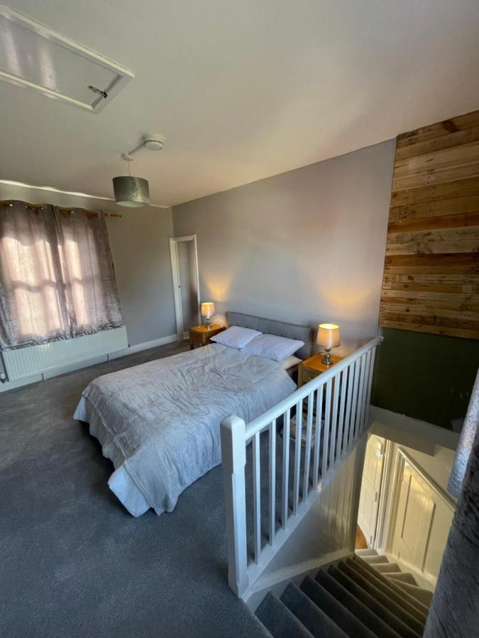 Brady'S Glastonbury Beautiful Pad Great Location! 外观 照片